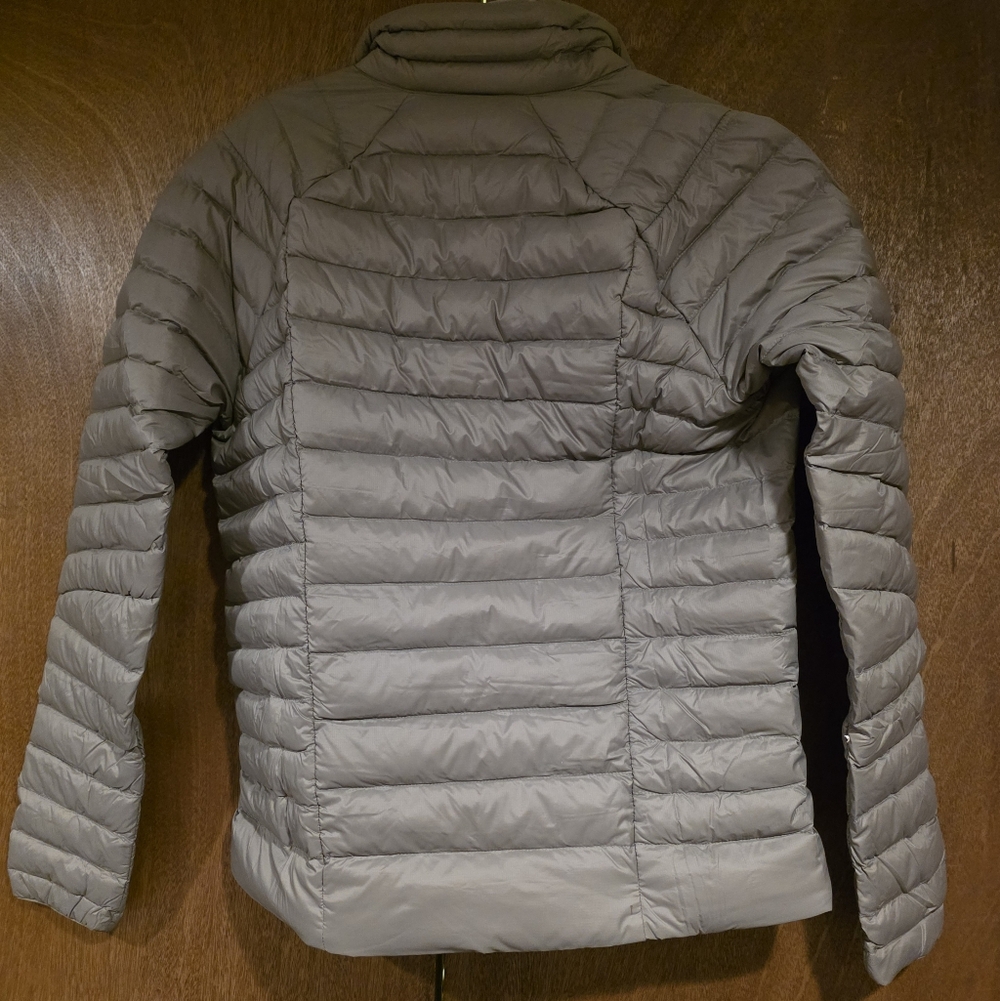 Patagonia Womens Down Sweater Jacket - Picture 2 of 3